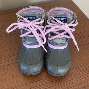 light purple sperry duck boots